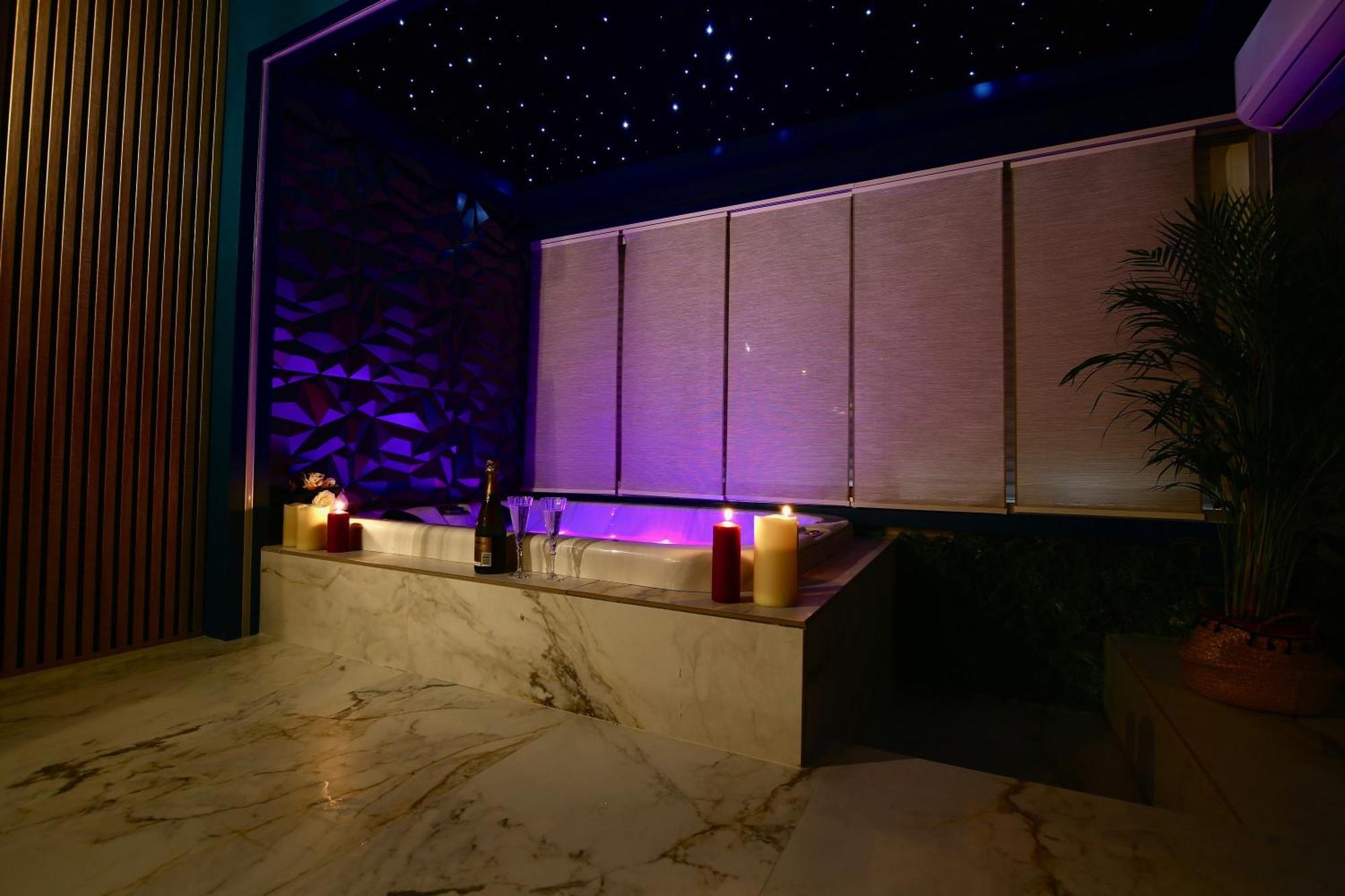 Flower Suite And Spa La Seyne-sur-Mer Εξωτερικό φωτογραφία